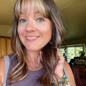 Meet your Posher, Leah